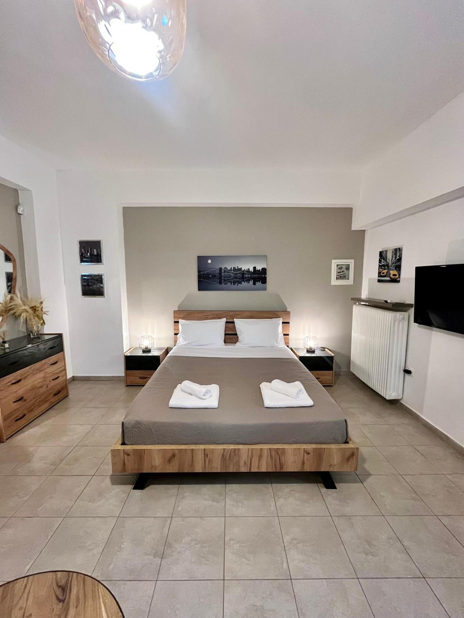 Lia'S Luxury Apartment - Near Airport Κορωπί Εξωτερικό φωτογραφία