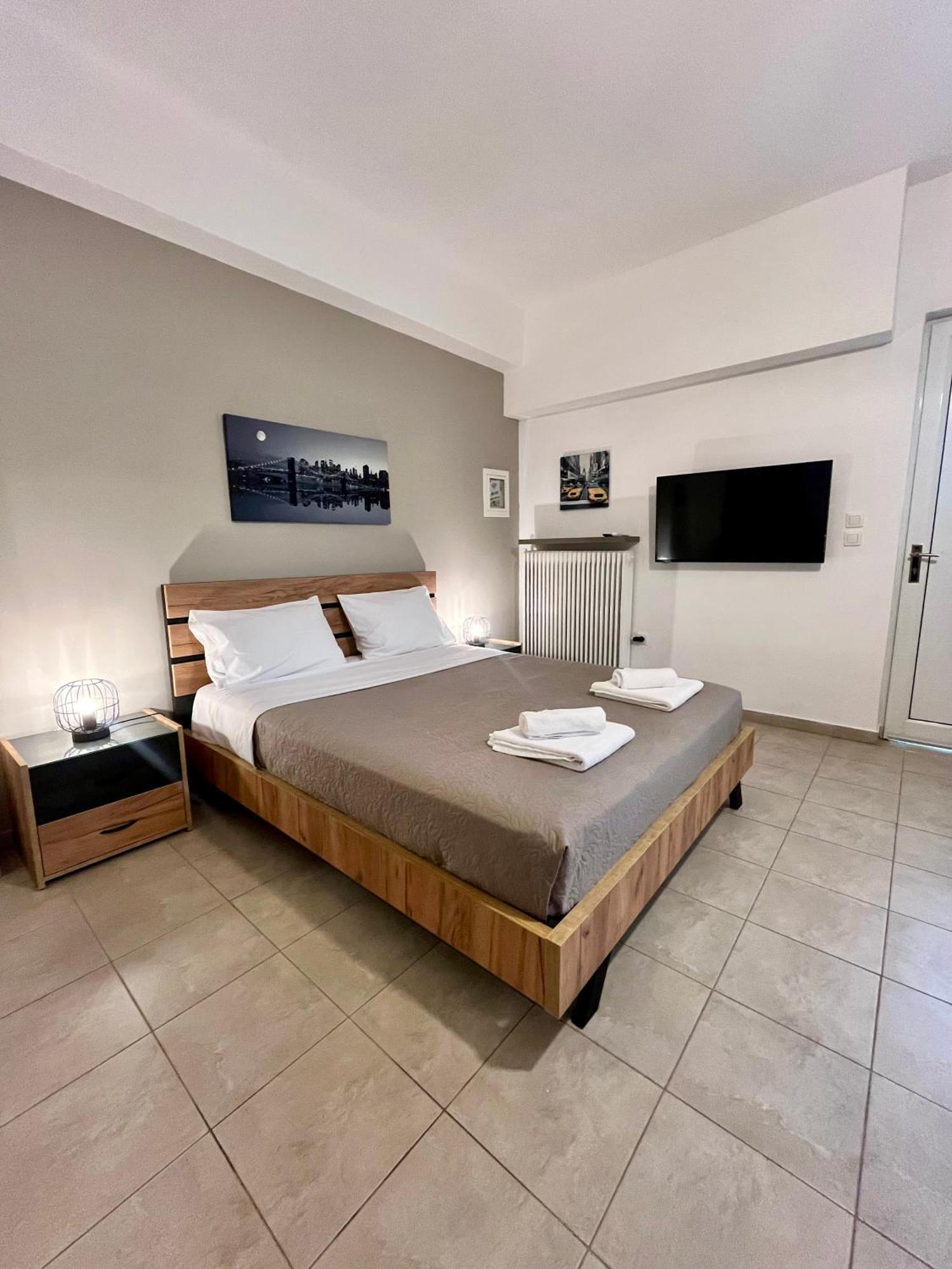 Lia'S Luxury Apartment - Near Airport Κορωπί Εξωτερικό φωτογραφία