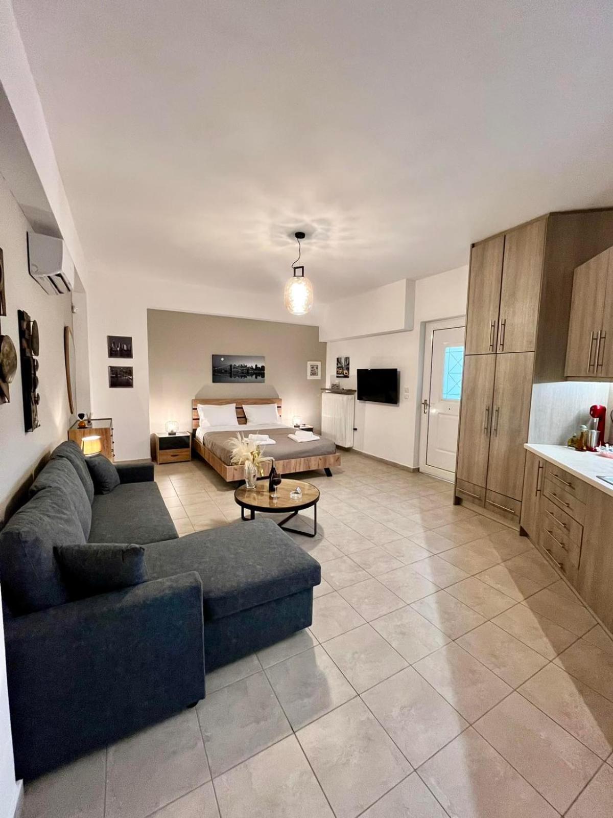 Lia'S Luxury Apartment - Near Airport Κορωπί Εξωτερικό φωτογραφία