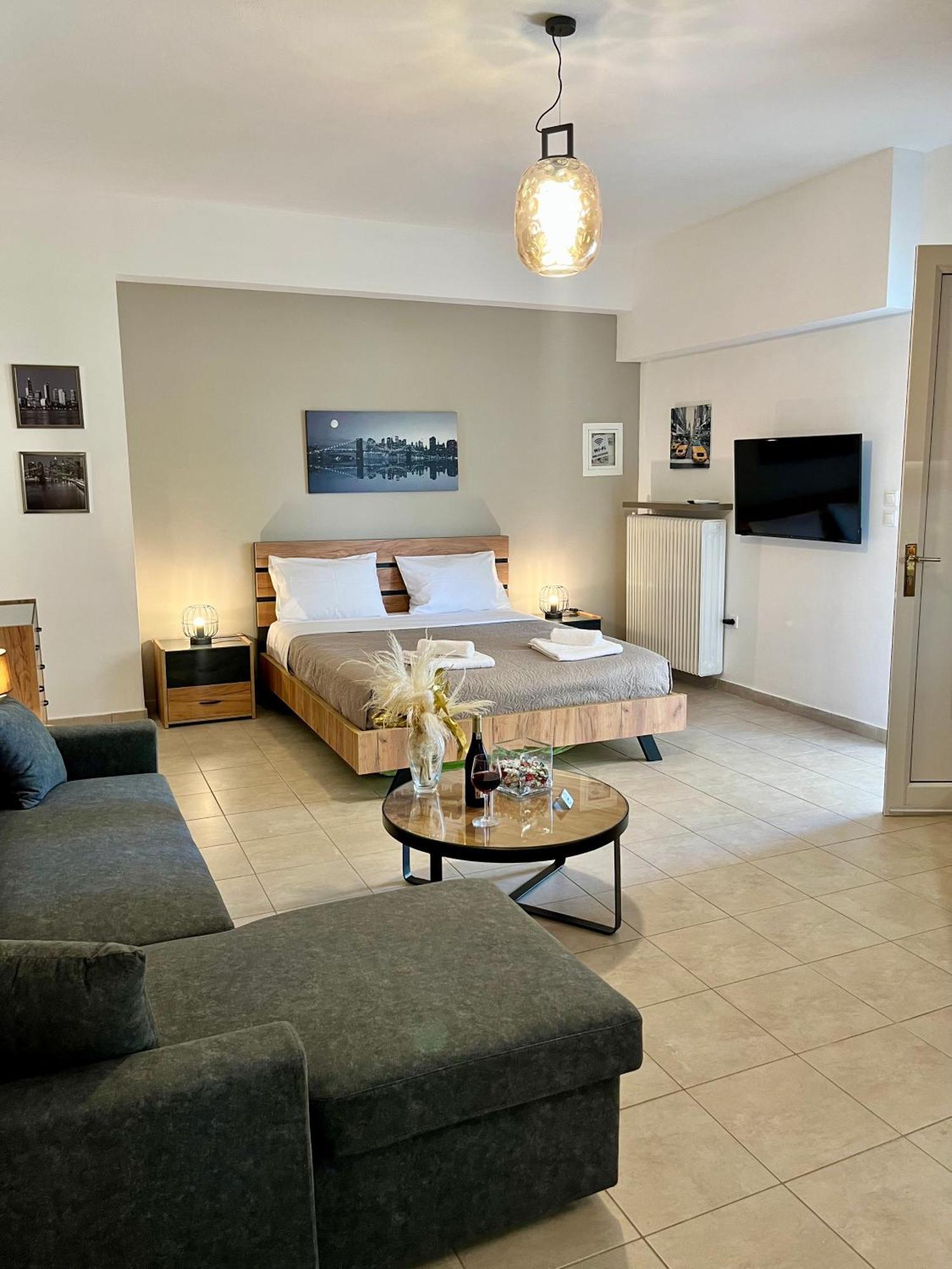 Lia'S Luxury Apartment - Near Airport Κορωπί Εξωτερικό φωτογραφία