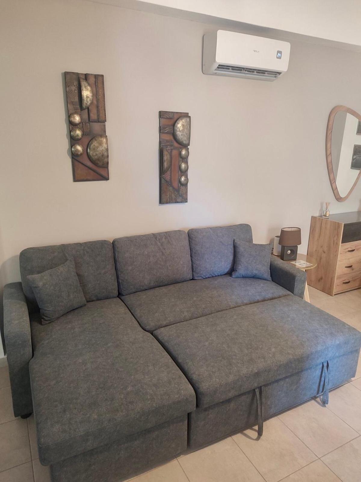 Lia'S Luxury Apartment - Near Airport Κορωπί Εξωτερικό φωτογραφία